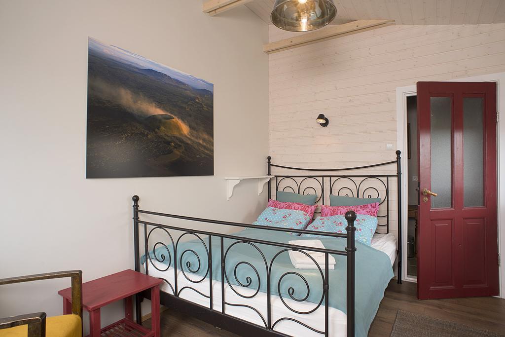 Hrifunes Guesthouse Экстерьер фото